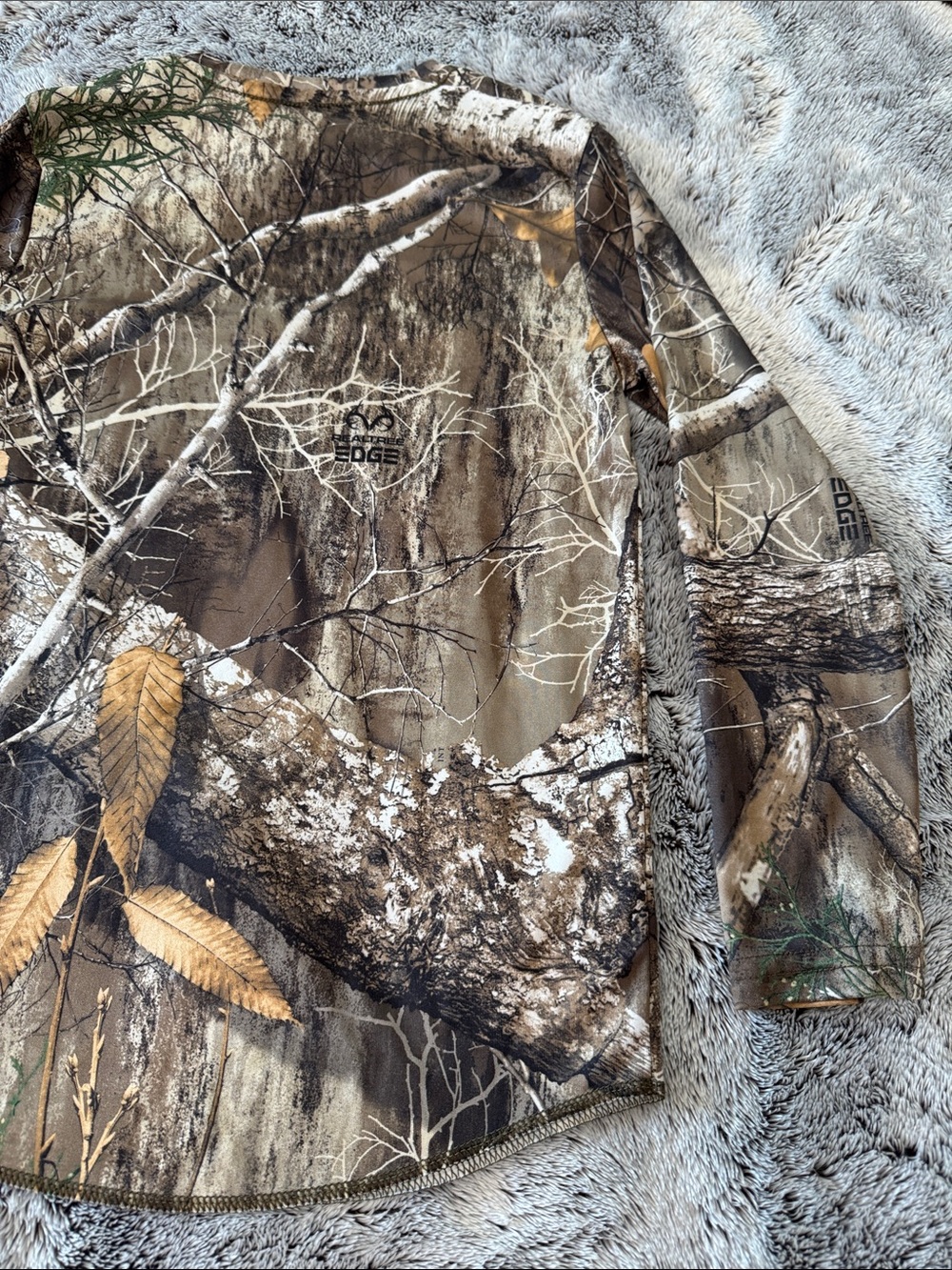 Realtree Forest Edge Camouflage Long Sleeve Performance Boys 8 Shirt Outdoors - Picture 10 of 12